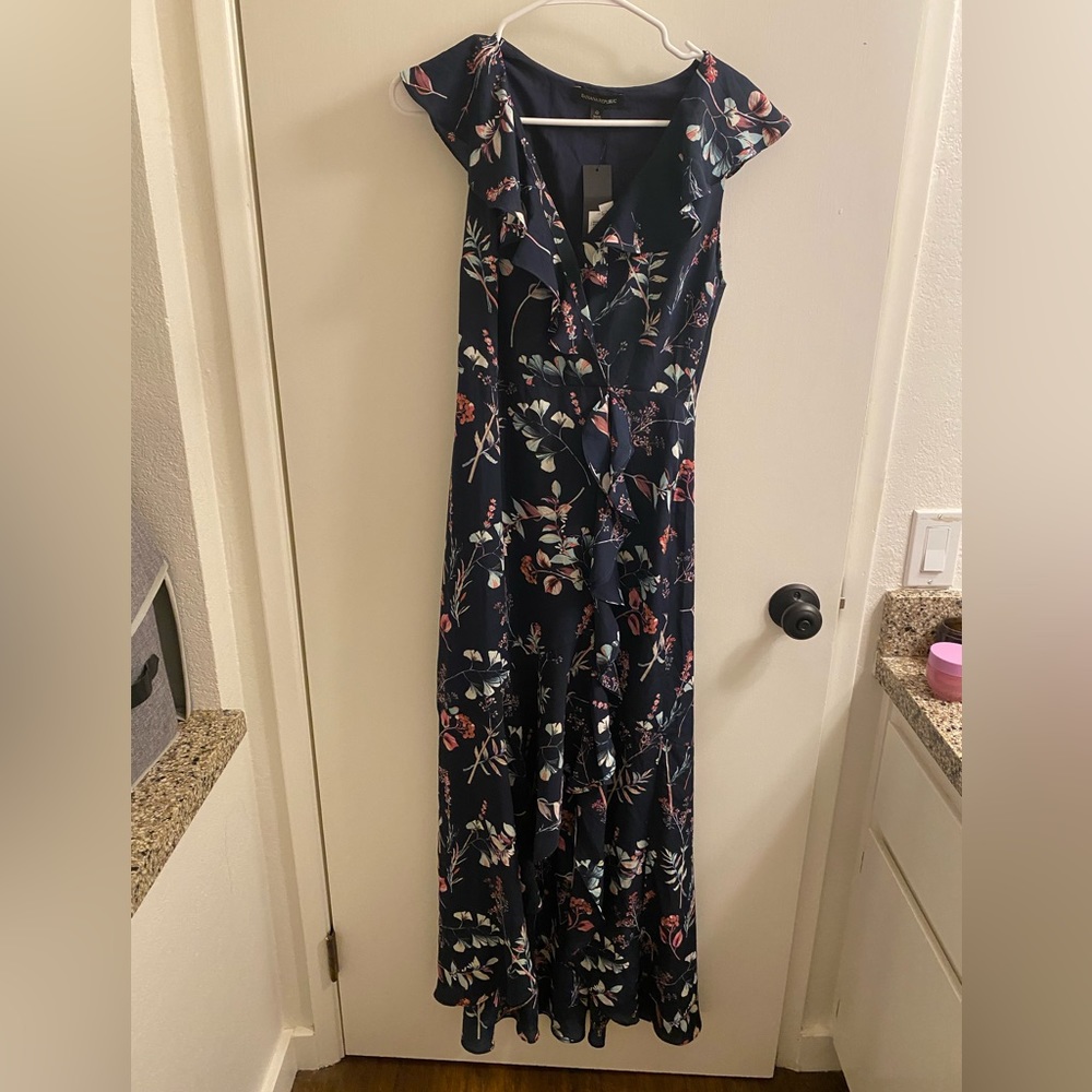 Banana Republic Floral Dress (NWT, size 0)